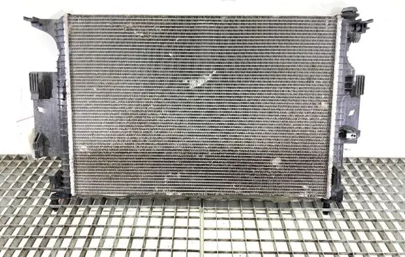 Ford Kuga II Coolant radiator