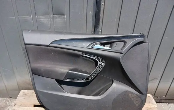 Opel Insignia A Front door card panel trim 22846580 10637540