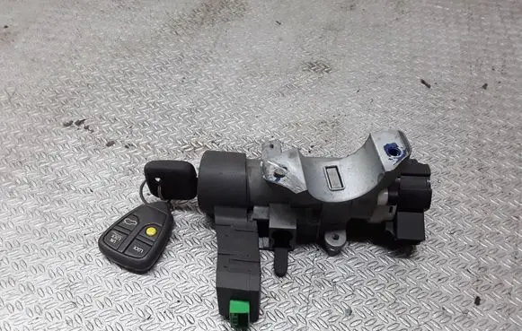 Volvo S60 Ignition lock 8626324