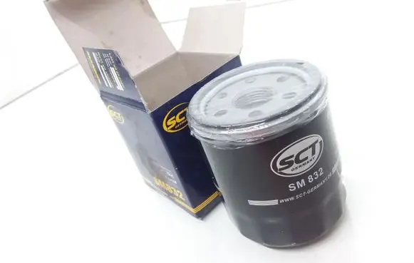 Renault Twingo I Oil filter cover SM832