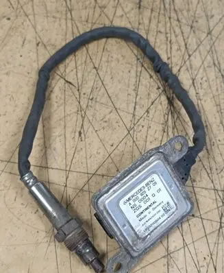 Mercedes-Benz V Class W447 Lambda probe sensor A0009052709