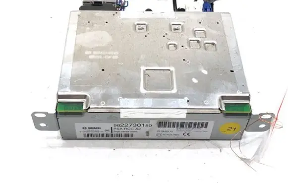 Radio/CD/DVD/GPS head unit