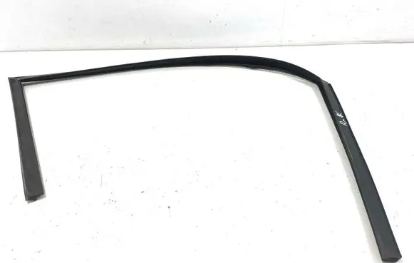 BMW 5 E60 E61 Rubber seal front door window/glass 