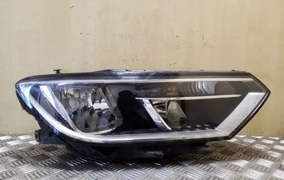 Volkswagen PASSAT B8 Headlight/headlamp 90064933