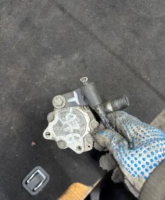 Audi A4 S4 B7 8E 8H Power steering pump 7690955121