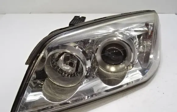 Chevrolet Captiva Headlight/headlamp 00015547
