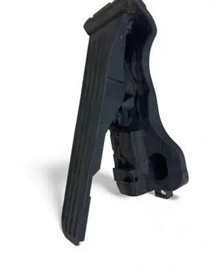 Accelerator throttle pedal