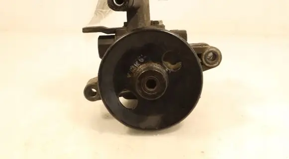 KIA Sportage Power steering pump 571002E000