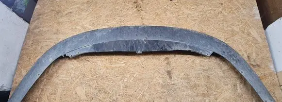 Volkswagen PASSAT B6 Front bumper lip 3C0805903