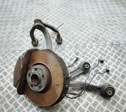 Mercedes-Benz C W205 Front wheel hub A2053322200 A2053301405