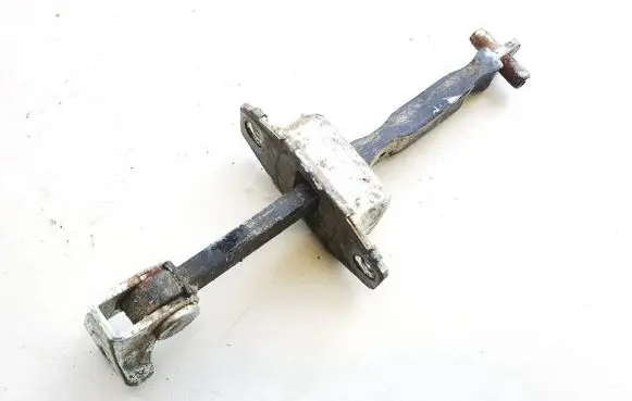 Suzuki SX4 Rear door check strap stopper