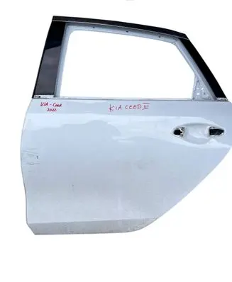 KIA Ceed Rear door