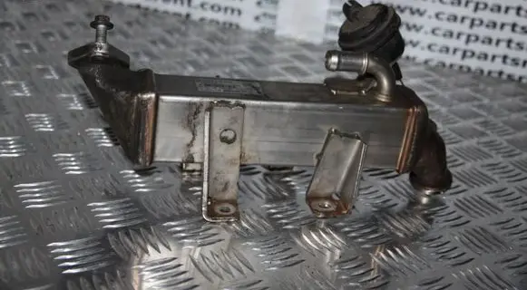 Renault Master III EGR valve cooler 8200719993D