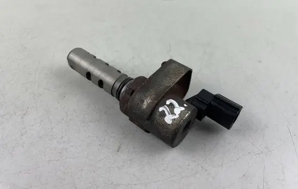 Subaru Forester SG Camshaft vanos timing valve 10921AA020 LF28