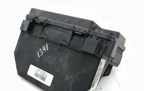 Chrysler Grand Voyager V Fuse module 04692299AG 09062010