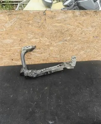 Jaguar XE Headlight/headlamp mounting bracket GX7313N078A