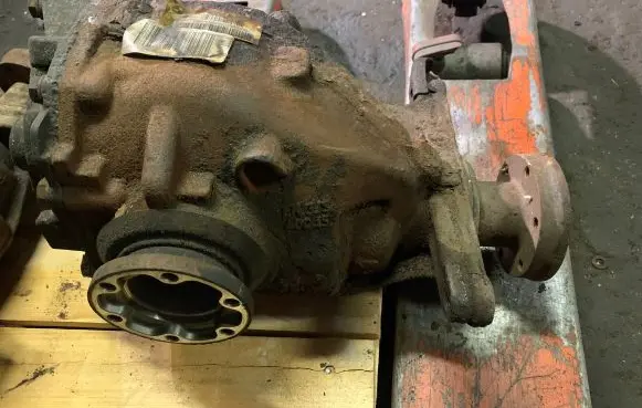 BMW 6 E63 E64 Rear differential 7528314 3.73
