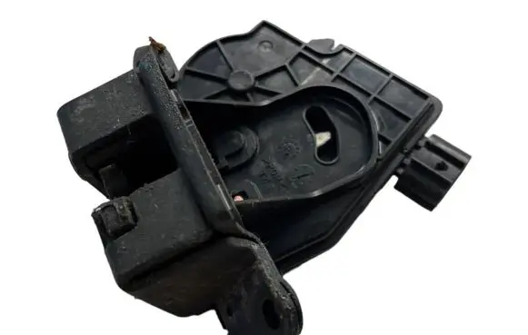 Toyota Auris 150 Tailgate/trunk/boot lock/catch/latch