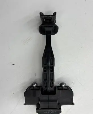 BMW X3 G01 Front door check strap stopper 7390686