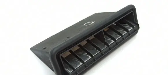 Jaguar XJ X308 Quarter panel pressure vent 