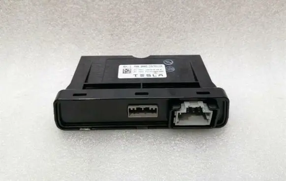 Tesla Model X Hand brake control module 100761800E