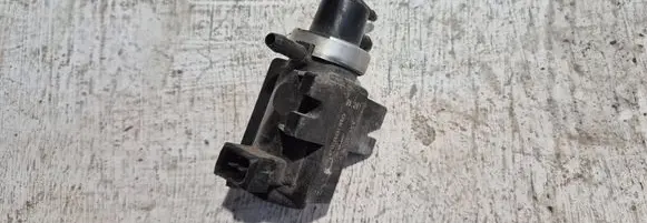 Volkswagen Multivan T4 Turbo solenoid valve 1H0906627 96T263 72190320