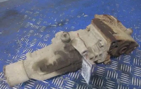 Mitsubishi Space Runner Gearbox transfer box case 