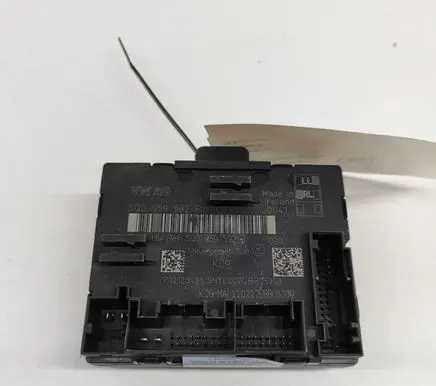 Volkswagen Golf VII Door control unit/module 5Q0959592E 5Q0959592B