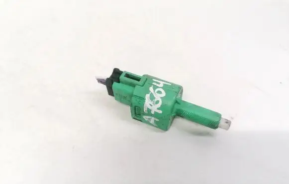 Toyota Avensis T270 Brake pedal sensor switch