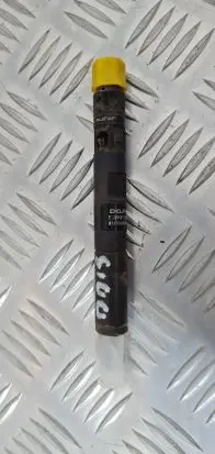 Suzuki Jimny Fuel injector