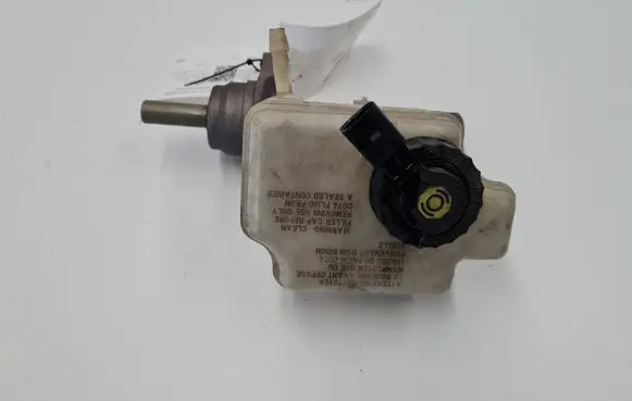 Volkswagen Jetta V Master brake cylinder 1K1614019C