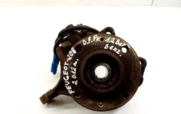 Peugeot 208 Front wheel hub