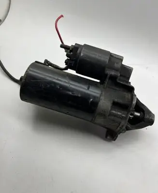 Volkswagen PASSAT B5 Starter motor 1005821478
