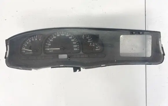Opel Vectra B Speedometer (instrument cluster) 90504243be