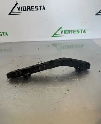 Nissan Leaf I (ZE0) Front bumper mounting bracket