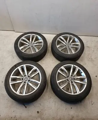 Volkswagen PASSAT B8 R18 alloy rim 8JX18H2ET44