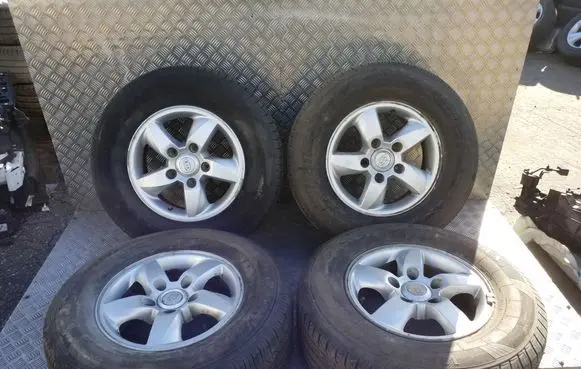 KIA Sorento R16 alloy rim 529103E600