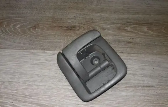 Volvo V70 Engine bonnet (hood) release handle 9483312