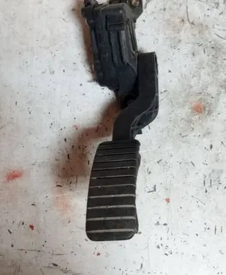 Renault Laguna II Accelerator throttle pedal 8200002904 6PV00811900