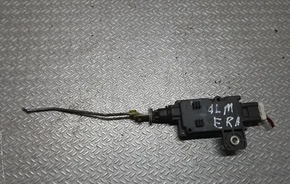 Nissan Almera Tino Central locking motor 267104