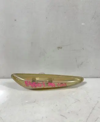 BMW 3 E46 Front fender indicator light 6911372