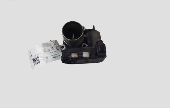 Opel Vivaro Throttle valve 8200330810E H8200330812 0281002681