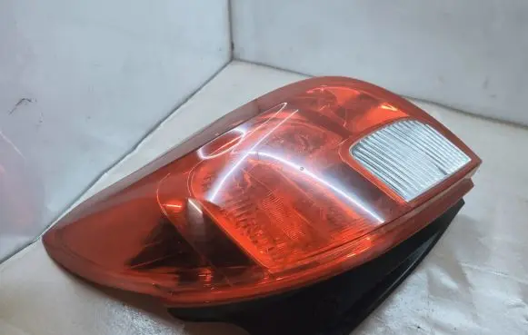 Rear/tail lights