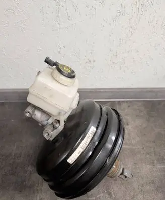 BMW X6 E71 Brake booster 32067474 6774622