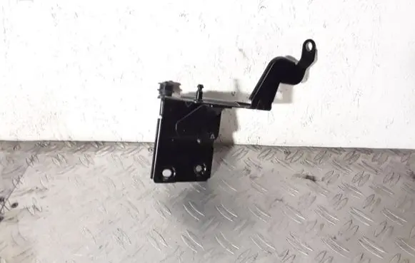 Volkswagen Golf VII ABS pump bracket 5Q1614235