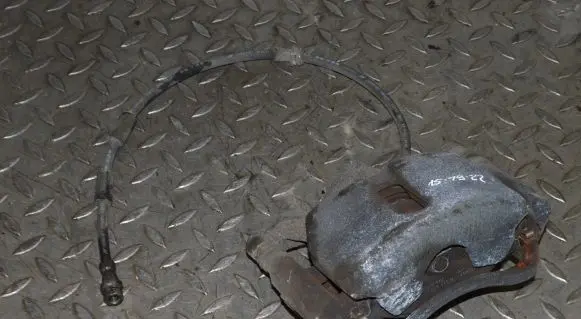 Audi Q2 - Front brake caliper