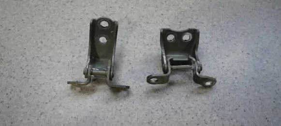 Honda Civic X Front door lower hinge 