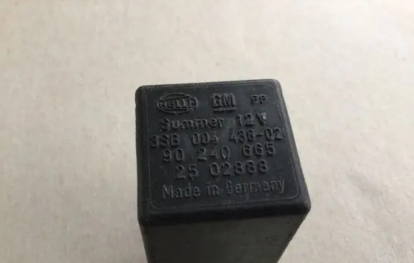 Opel Kadett E Other relay 90240665