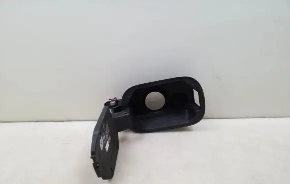 Mercedes-Benz B W247 Fuel tank cap A2476303302