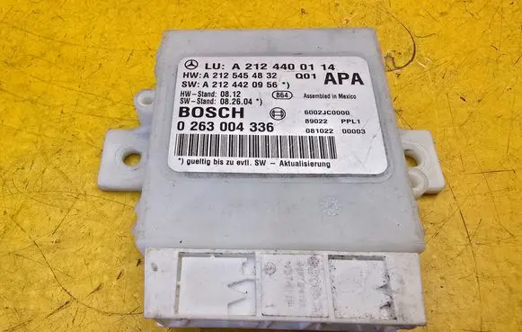 Mercedes-Benz E W212 Parking PDC control unit/module A2125454832 A2124420956 A2124400114